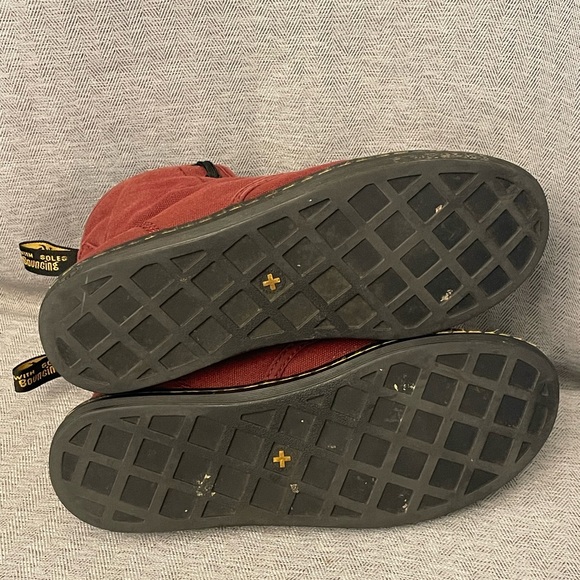 Dr. Martens Ladies Shoreditch Red Canvas Boots Sz 7 - Picture 5 of 9